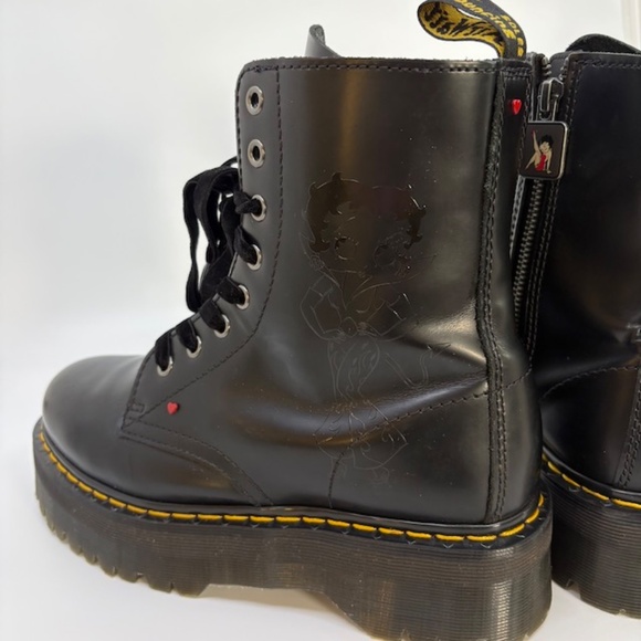 Dr. Marten's Betty Boop Jadon Boots Womens Size 8 - Picture 6 of 9